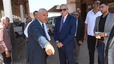 محافظ الغربية يتابع سير العمل بمشروع الصرف الصحي بعزبة الناموس