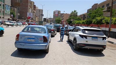 توافد الطلاب على لجان الثانوية العامة بالفيوم لأداء امتحان الفيزياء والتاريخ  