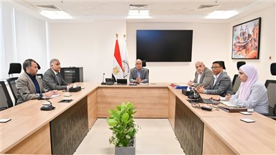 وزير الري يتابع اجراءات رقمنة اعمال قطاع المياه الجوفية وتسهيل إصدار التراخيص