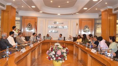 وفد اقتصادي صيني يزور غرفة القاهرة لتعزيز التعاون في الأدوية ومواد البناء والمستلزمات الطبية