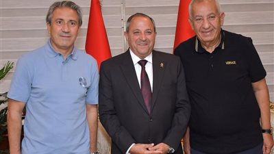 التونسي نبيل الكوكي: أسعى لبذل قصارى جهدى لإسعاد جماهير المصري وشكرا 