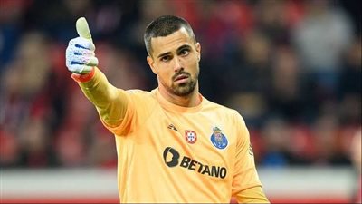 حارس بورتو البرتغالي على رادار مانشستر يونايتد 