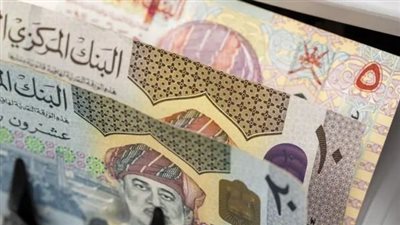 عُمان تعتمد أول ضريبة دخل بالخليج وسط جدل حول الجدوى الاقتصادية والاجتماعية