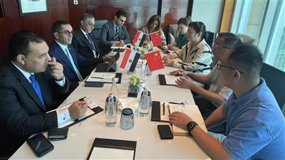 الخطيب: تحسين بيئة الأعمال وتقديم حوافز متنوعة لجذب الاستثمارات