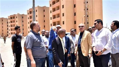 متوقف منذ 17 عامًا.. محافظ الأقصر يوجه بسرعة تسليم مشروع الإسكان الاجتماعي بالطود