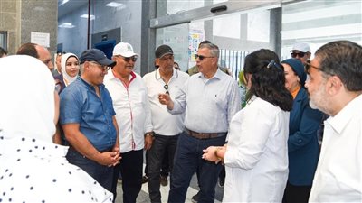 محافظ الإسكندرية ولجنة الإدارة المحلية يتفقدان المشروعات التنموية والخدمية 