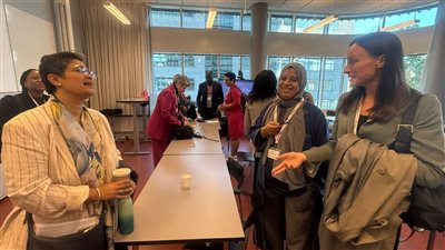 نميرة نجم في مالمو :“لن نترك أطبّاءنا يهاجرون لتنظيف مستشفياتكم”