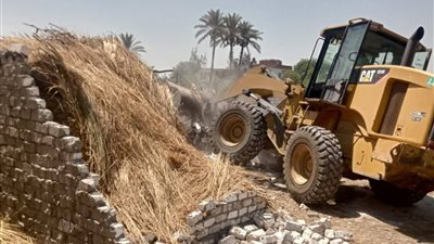 مراكز لبحيرة تواصل حملات إزالة التعديات على الأراضي الزراعية وأملاك الدولة