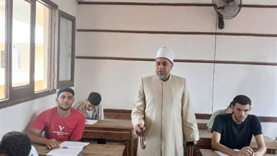 تباين آراء طلاب الثانوية الأزهرية بالشرقية حول امتحان اللغة الإنجليزية 