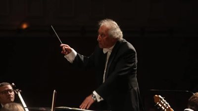 كورالية بيتهوفن تختتم موسم السيمفوني بالأوبرا.. الليلة 