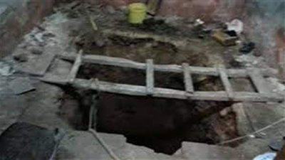 ضبط عامل أثناء قيامه بالحفر والتنقيب عن الآثار بالمنشأة 