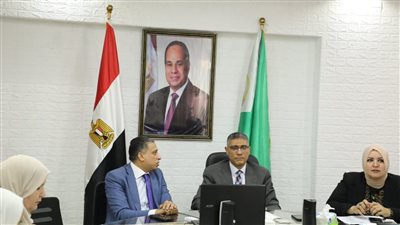 محافظ الجيزة يتابع انتظام امتحانات الثانوية العامة من داخل غرفة عمليات مديرية التربية والتعليم 