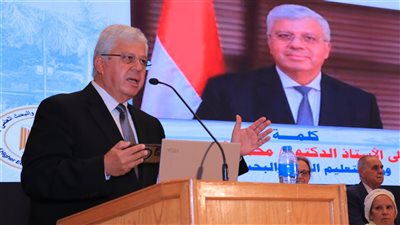 وزير التعليم العالي: نستهدف إعداد أول خريطة بحثية شاملة 