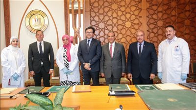وزيرا الخارجية والثقافة يبحثان التعاون في حفظ وترميم وثائق ومخطوطات تاريخية مصرية ودولية