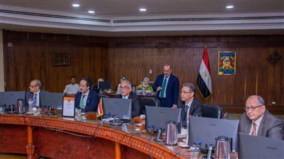 مجلس جامعة طنطا يعقد اجتماعه الدوري ويناقش خطط وآليات دعم المبادرات الوطنية