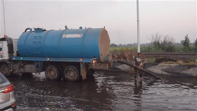 محافظ الغربية يتابع رفع آثار الأمطار بطنطا والسنطة وزفتي