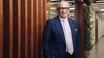 عمرو الجنايني يثير الجدل بعد الفوز التاريخي للهلال فى كأس العالم: طبق اللوائح