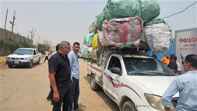 إزالة وإخلاء مخازن مخالفة بحي الطالبية في الجيزة