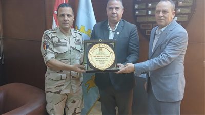 جامعة سمنود تكرّم المستشار العسكري بمناسبة ذكرى ثورة 30 يونيو