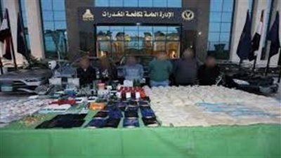 إحباط محاولة تشكيل عصابي جلب كميات كبيرة من أقراص الكبتاجون لتهريبها لإحدى الدول