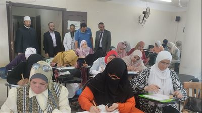 150 دارسًا يؤدون اختبارات نهاية المستوى برواق الخط العربي بالإسكندرية