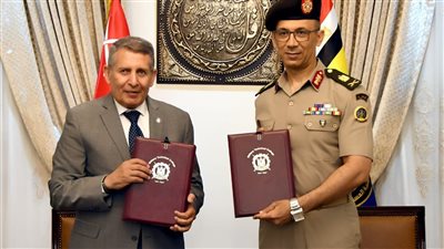 الكلية الفنية العسكرية توقع عقد إتفاق مع شركة الإنتاج الحربى للمشروعات والإستشارات الهندسية 