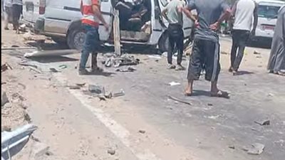 إصابة 15 شخص في حادث انقلاب ميكروباص بالمنيا 