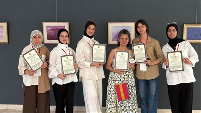 سلوى محمد علي تُشرف على ورشة تمثيل لطلاب الأكاديمية المصرية للفنون بروما