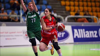 مصر تفوز على الجزائر وتتأهل لنهائي البطولة العربية لسيدات السلة