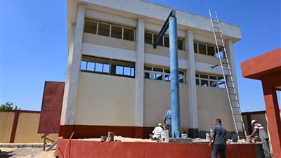 نائب محافظ البحيرة يتفقد مشروعات مياه الشرب والصرف الصحي بمركز بدر 