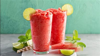 طريقة تحضير سموذي البطيخ المنعش لمواجهة الطقس الحار
