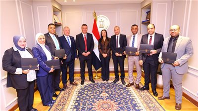 وزيرة التضامن تكرم الوحدة المركزية للجمعيات الأهلية