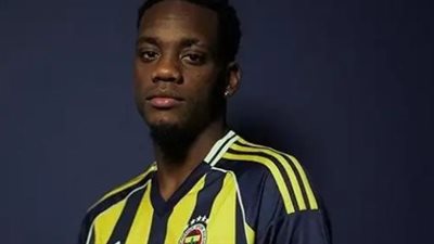 فناربخشة التركي يضم المهاجم الكولومبي جون دوران رسميا