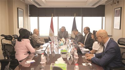 شريف فتحى يبحث مع مستثمرين صينيين ومحليين جذب مزيد من الإستثمارات وزيادة الحركة الوافد