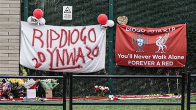 ليفربول يكرم ذكرى لاعبه الراحل جوتا في أولى تدريبات الموسم الجديد