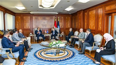 ربيع يبحث مع الخط الملاحي التركي ALCOR زيادة رحلاته عبر قناة السويس 