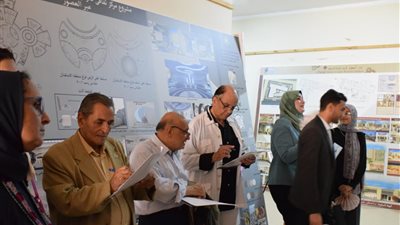  الفنون الجميلة بجامعة المنصورة تُناقش مشروعات تخرج طلاب دفعة 2025