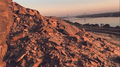 نقش صخري نادر في أسوان يكشف أسرار النخبة الحاكمة في مصر القديمة