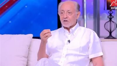 أنت شبهي بس لازم تتأيف.. عبدالعزيز مخيون يكشف كواليس لقائه بالموسيقار محمد عبدالوهاب