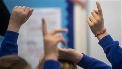 على غرار نقص الانتباه..حالة شائعة تسبب الحركات غير المتزنة بين الأطفال