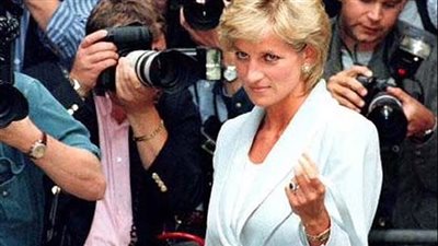 الوجه الآخر للأميرة ديانا.. كانت تتدرب على الأسلحة وتخشى الاغتيال