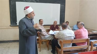 بدقة وعدالة.. انطلاق تصحيح الثانوية الأزهرية بالشرقية وسط توجيهات بمراعاة مصلحة الطلاب
