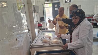 ضبط دقيق مدعم وأسمدة محظورة ولحوم ودواجن مجهولة المصدر بالشرقية 