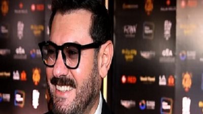 عمرو يوسف ودور 