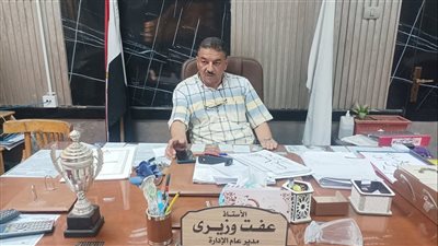 مدير عام تعليم نجع حمادي يناقش آليات استلام ملفات الطلاب الجدد 