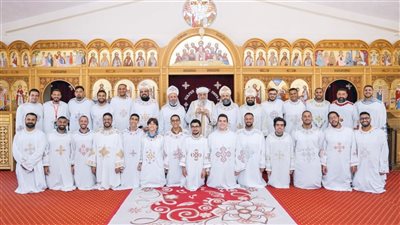 اﻟﻜﻨﻴﺴﺔ ﺗﺤﺘﻔﻞ ﺑﻌﻴﺪ اﻟﺮﺳﻞ