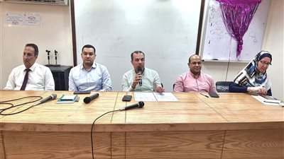 وكيل الصحة بالبحيرة يترأس اجتماعًا لمديري الإدارات الفنية والفرق الإشرافية 