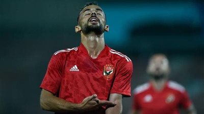 الأهلي يجمد 