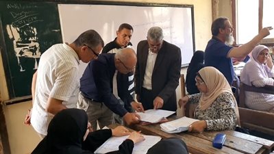 في ثاني أيام التصحيح.. المشرف العام يتابع أعمال تصحيح الثانوية الأزهرية بالغربية