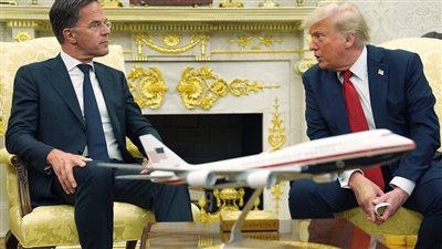 أمين عام حلف الناتو: أوروبا ستدفع ثمن إمدادات الأسلحة الأمريكية لأوكرانيا 